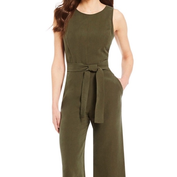 Antonio Melani | Olive Belted Cropped Jumpsuit - Picture 4 of 7